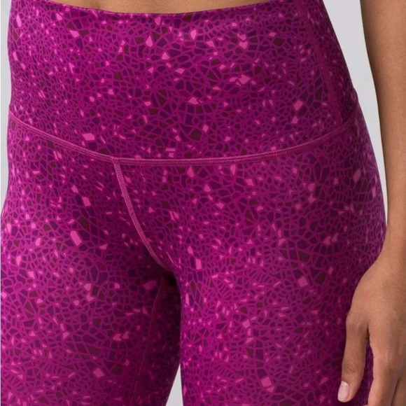 Lululemon High Times Pant (Full-On Luxtreme) - size 4. N - Picture 4 of 8